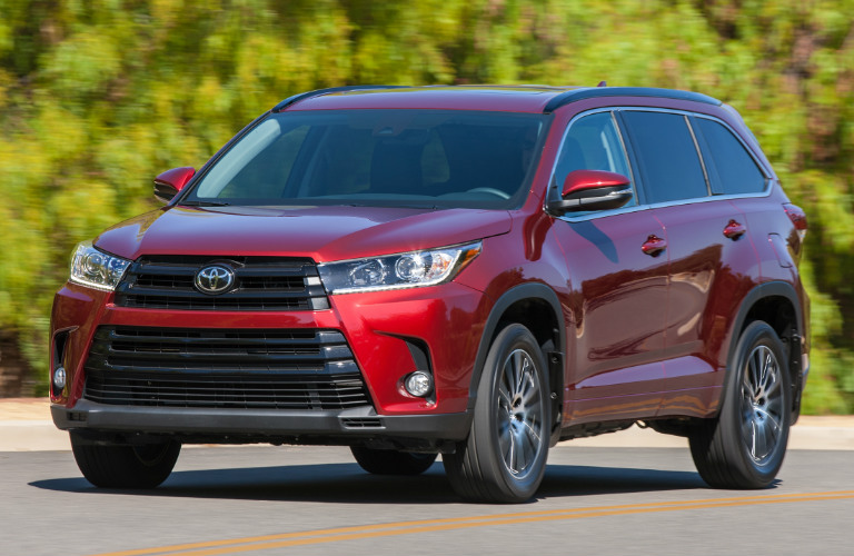 2017 Toyota Highlander exterior in red